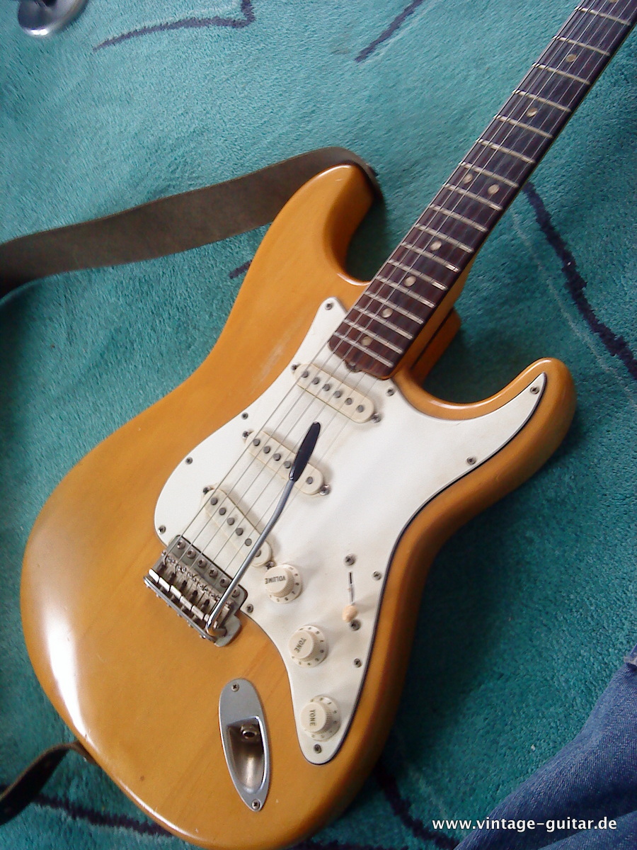 Fender-Stratocaster-1968-natural-004.jpg