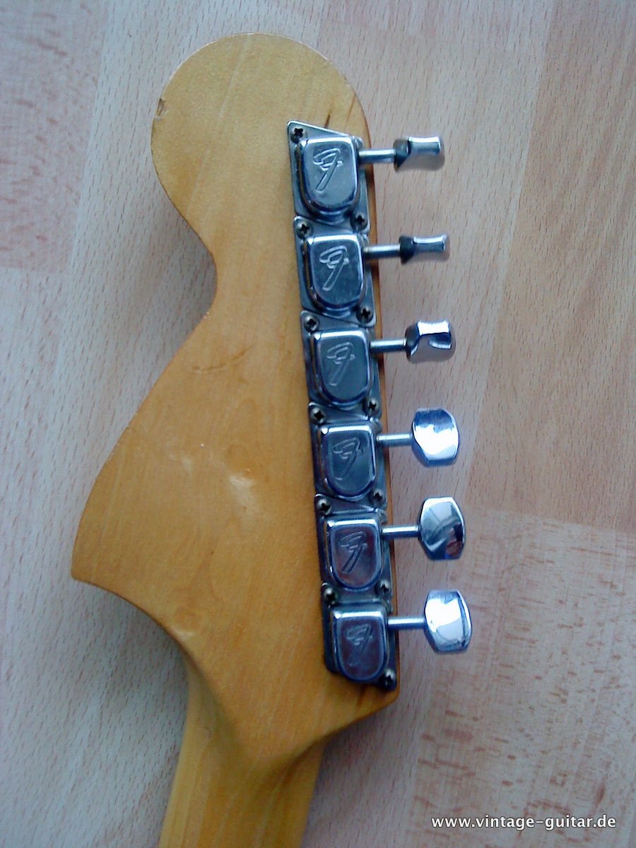 Fender-Stratocaster-1968-natural-006.jpg