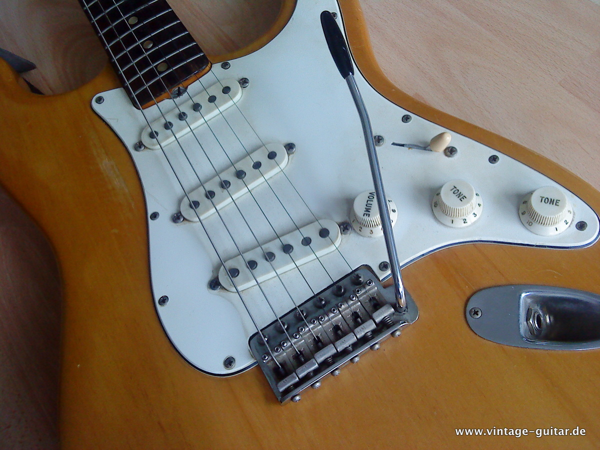 Fender-Stratocaster-1968-natural-007.jpg