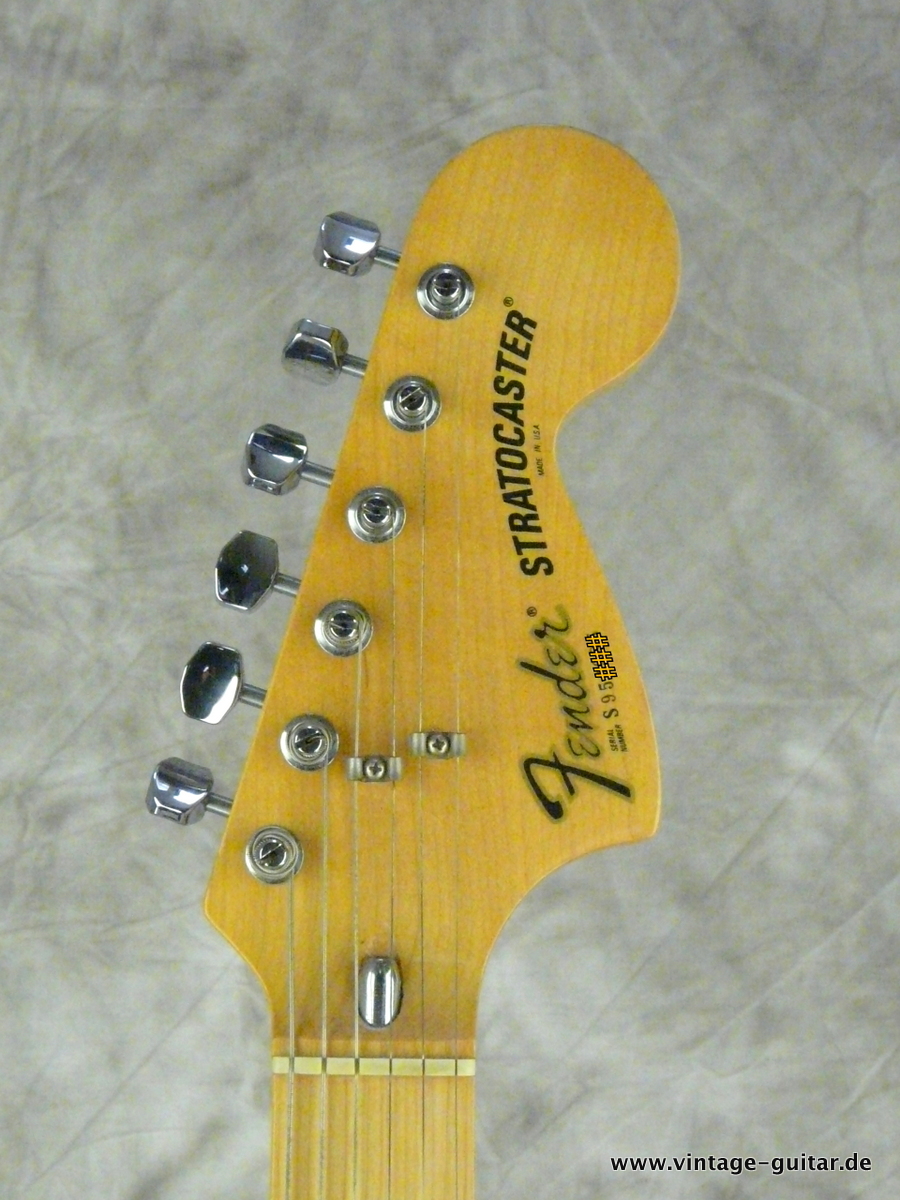 Fender_Stratocaster-1980-winered-003.JPG
