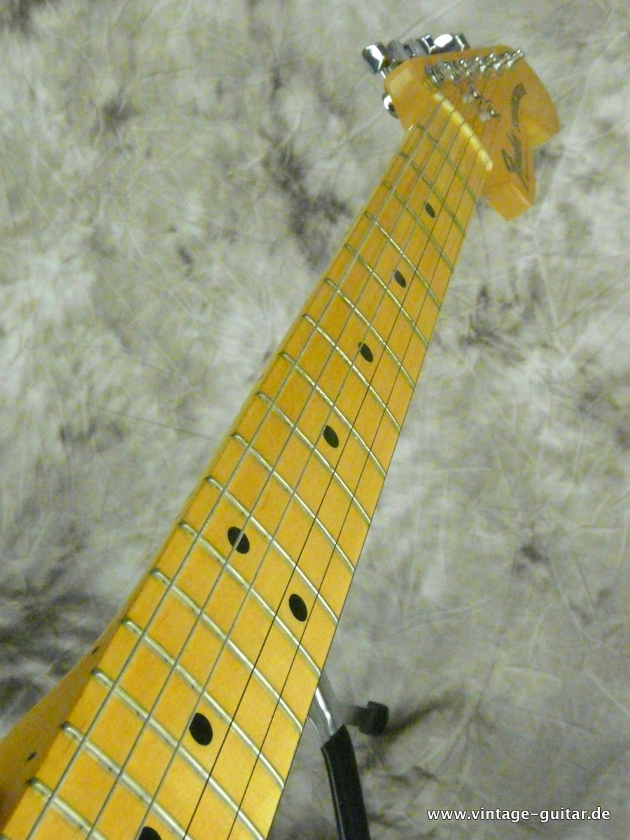 Fender_Stratocaster-1980-winered-007.JPG