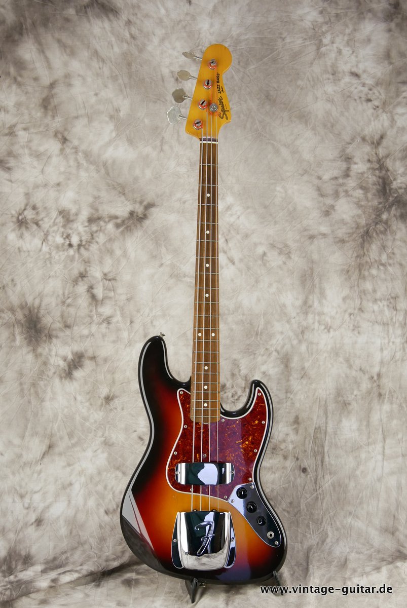 Squier-JV-Jazz-Bass-1982-domestic-001.JPG