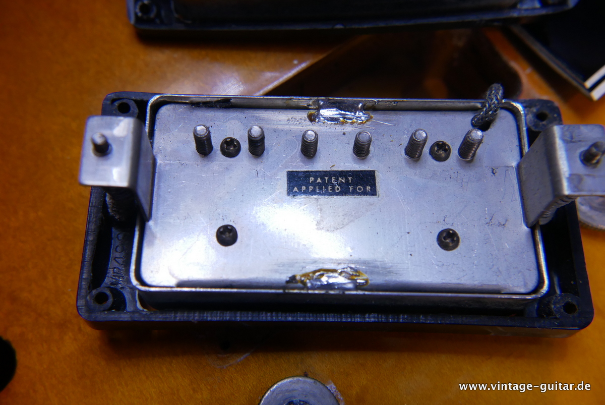 Gibson_ES-335_TD_sunburst_PAF_stoptail_1962-022.JPG