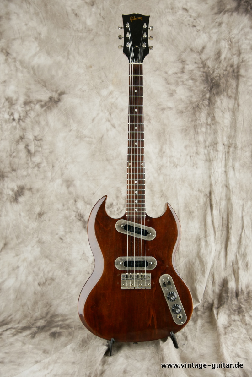 Gibson_SG-200_Cherry_1972-001.JPG