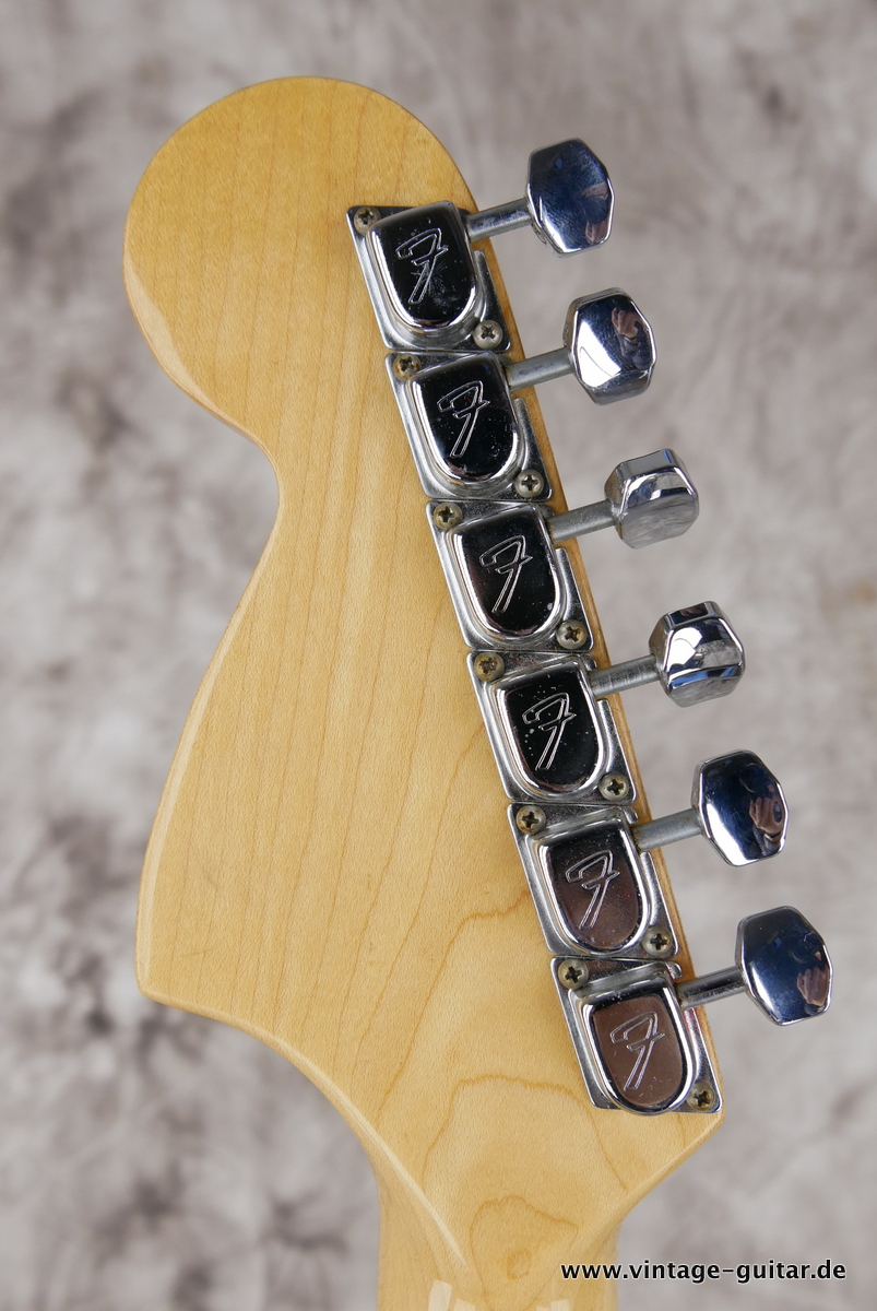Fender_Stratocaster_natural_1979-010.JPG