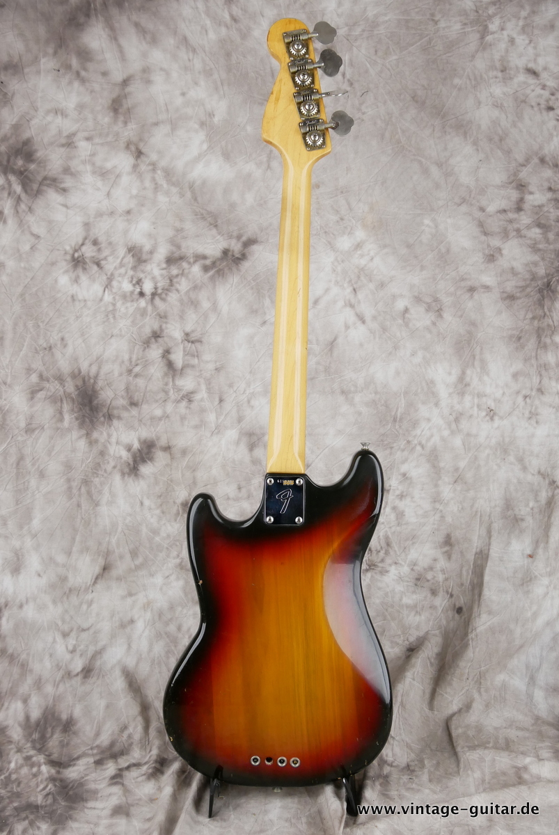 Fender_Mustang_Bass_sunburst_1975-002.JPG