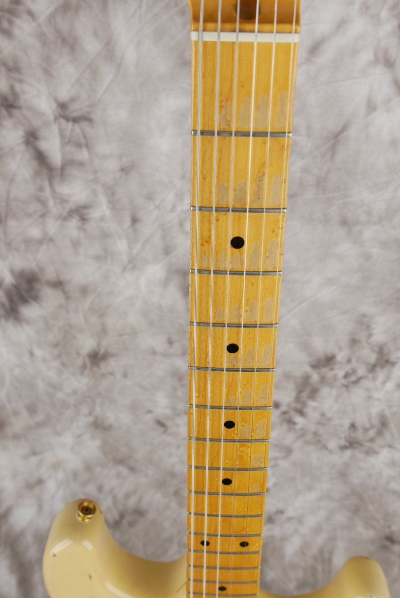 Fender-Stratocaster-57-Reissue-Mary-Kaye-Cunetto-1996-011.JPG