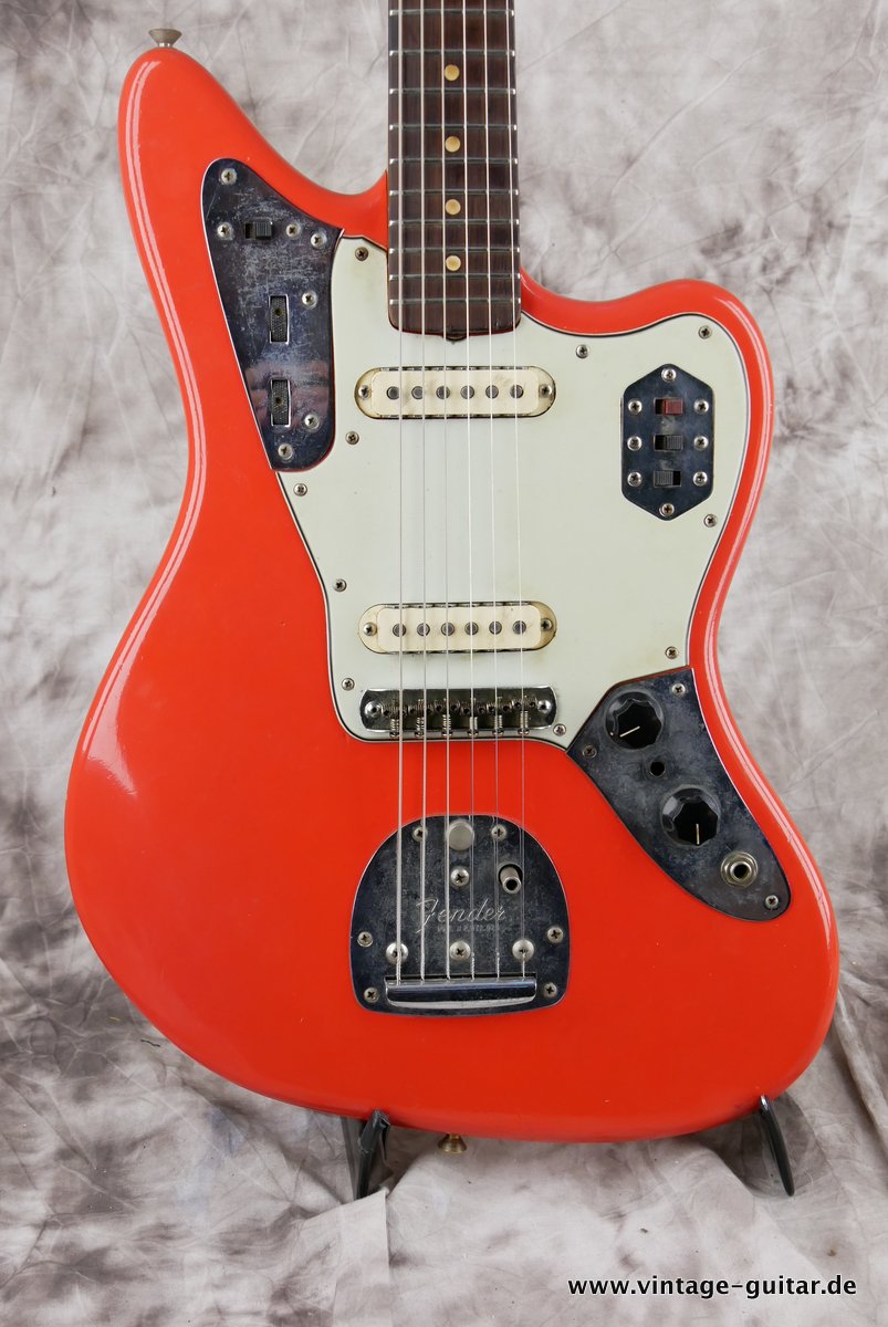 Fender-Jaguar-fiesta-red-1964-002.JPG