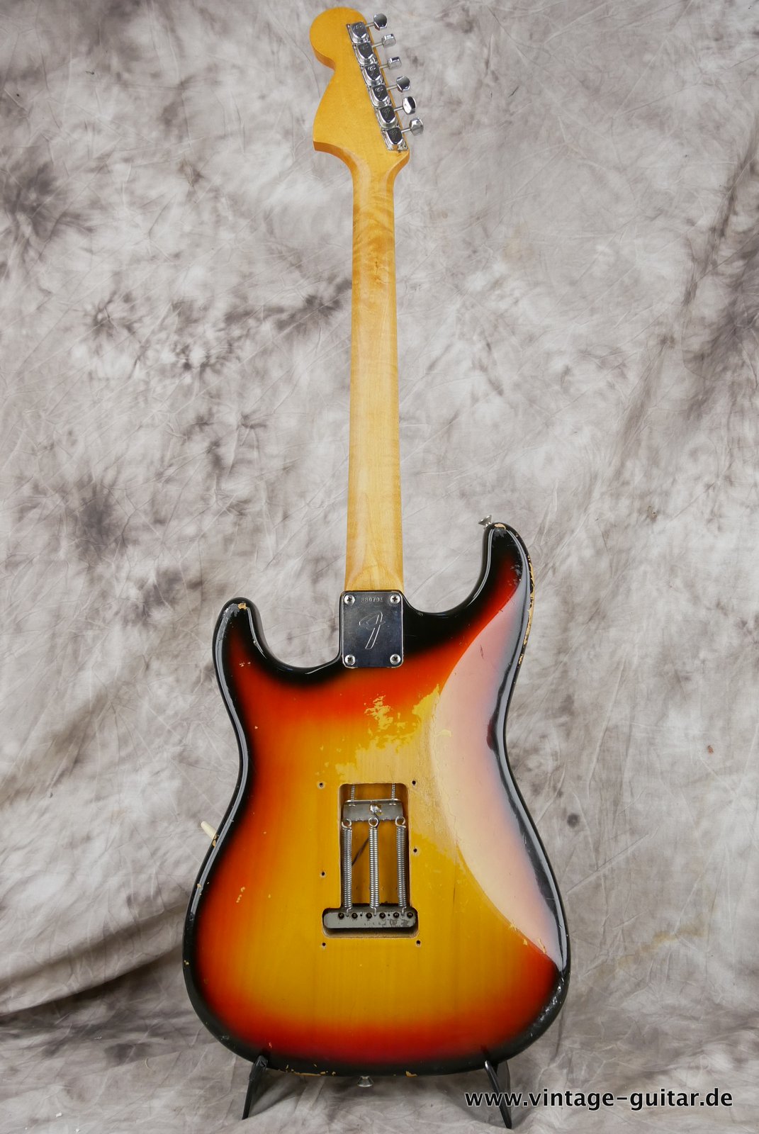 Fender-Stratocaster-1972-sunburst-4-hole-003.JPG
