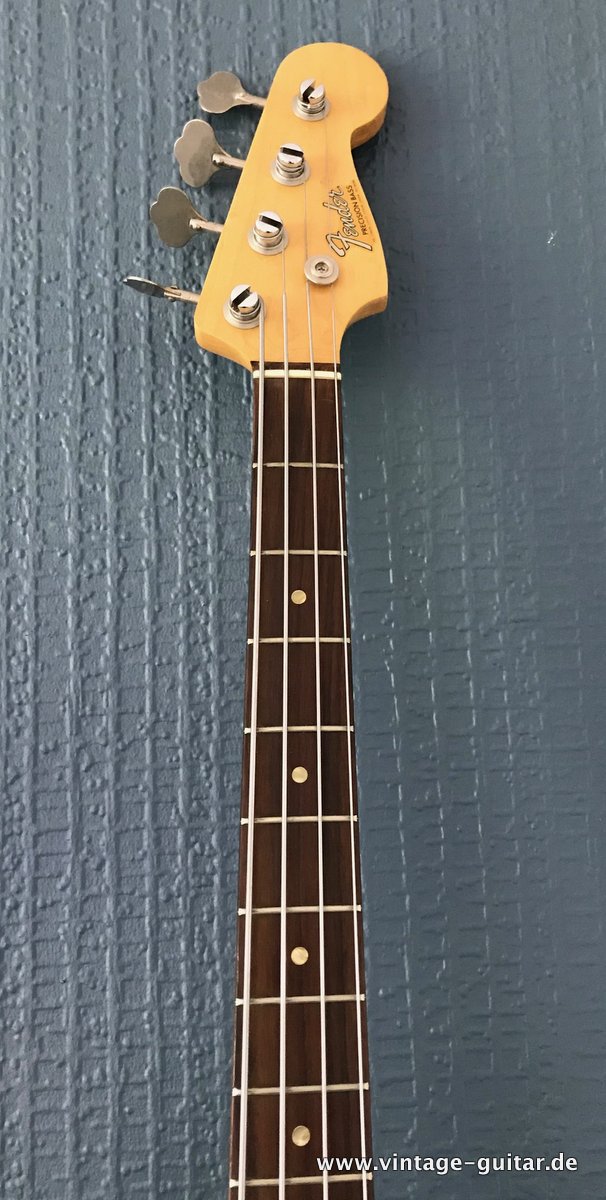 Fender-Precision-1966-sunburst-005.jpg