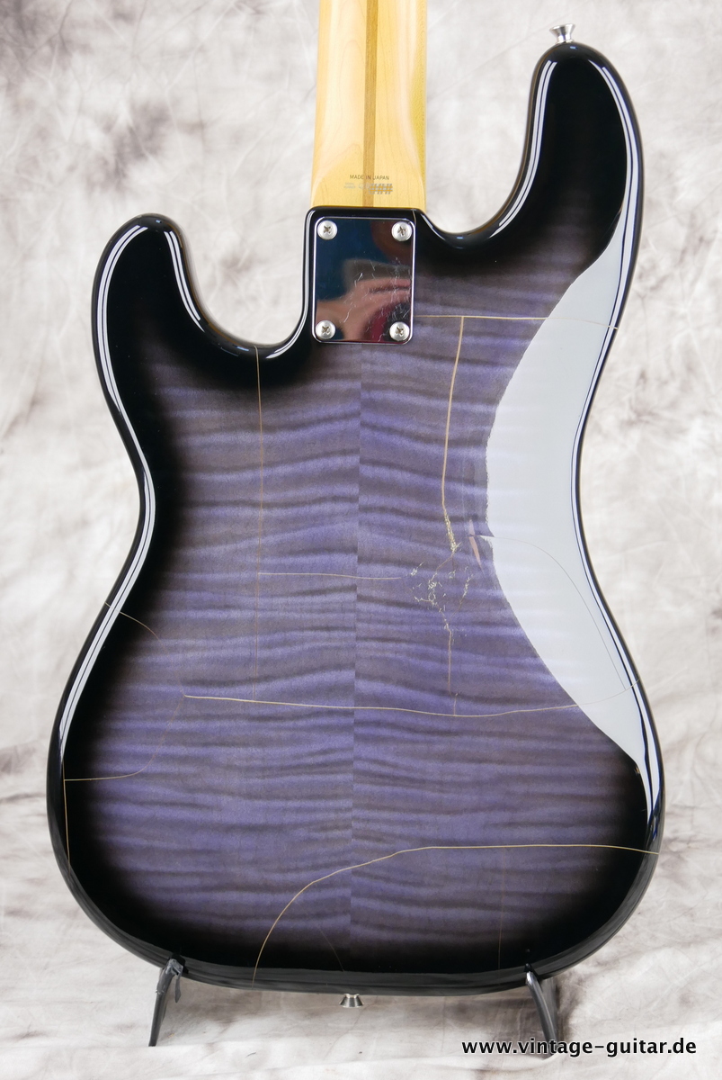Fender_Precision_Bass_Foto_Flame_Blue_1993-004.JPG