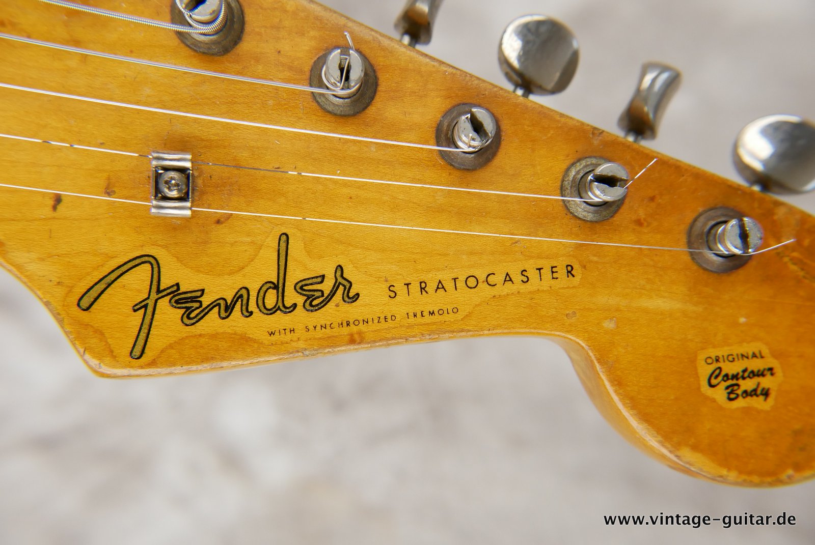 Fender-Stratocaster-1957-fiesta-red-014.JPG