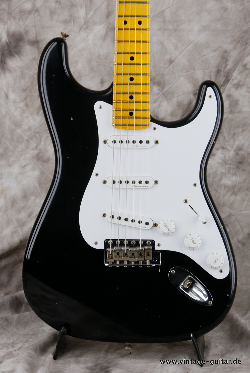 Fender_Stratocaster_Eric_Clapton_Custom_Shop_30th_anniversary_black_2019-003.JPG