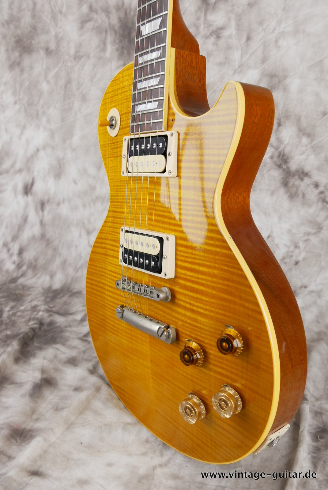 Gibson-Les-Paul-Stanrad-1958-Historic-Collection-R8-2002-006.JPG
