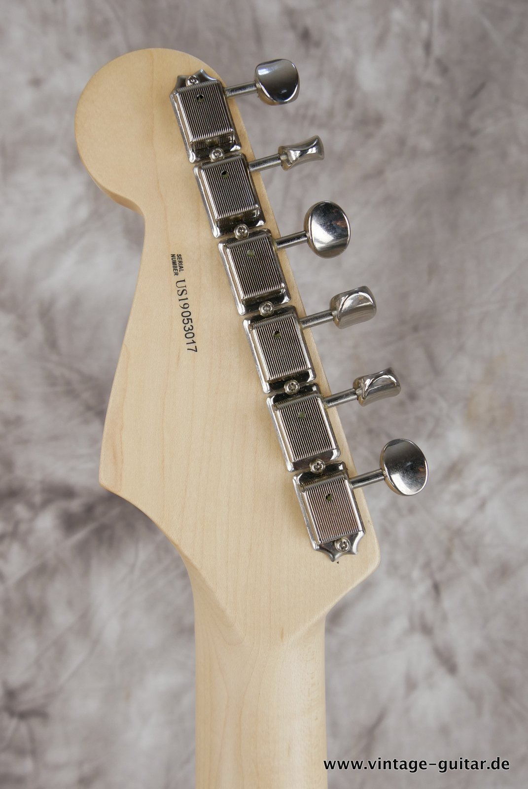 Fender-Stratocaster-Eric-Clapton-Signature-Blackie-2019-012.JPG