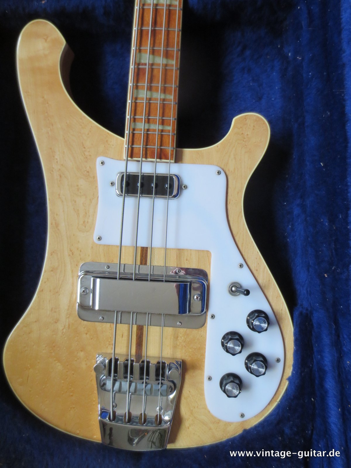 Rickenbacker-4001-stereo-bass-1974-natural-Grover-001.JPG