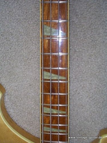 Rickenbacker-4001-stereo-bass-1974-natural-Grover-010.JPG