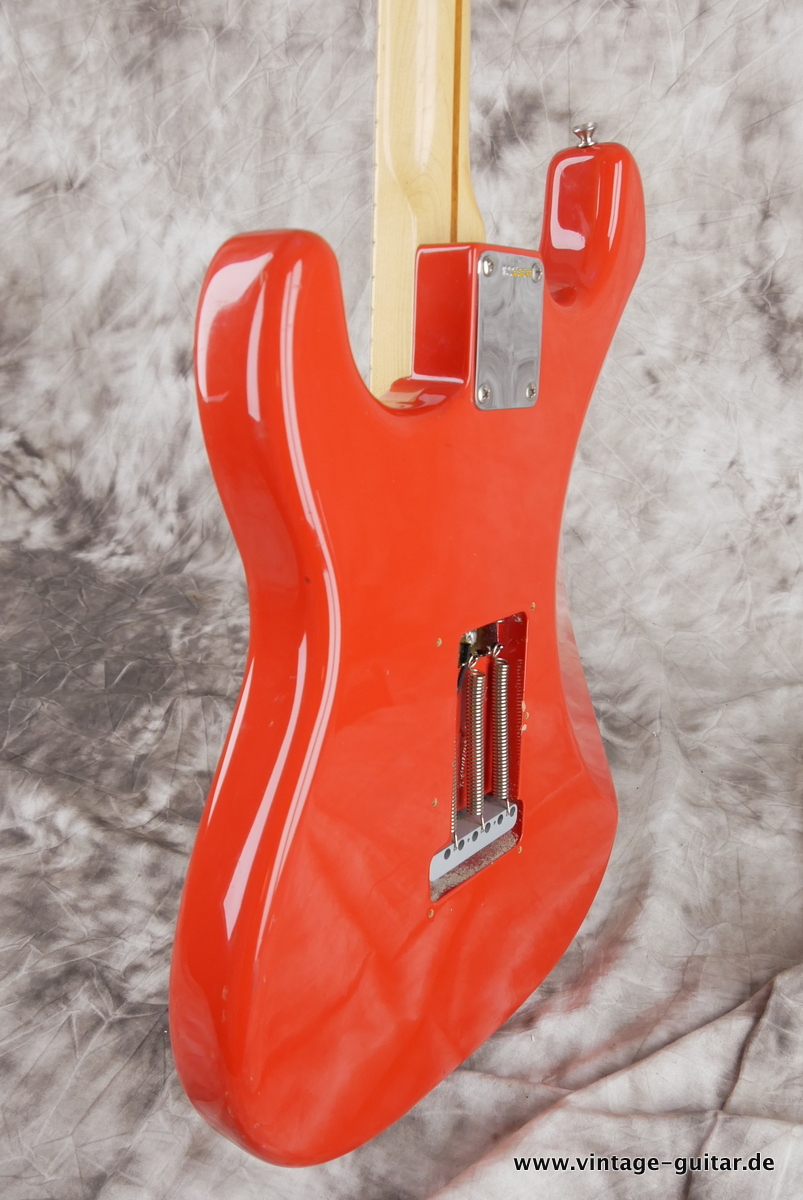 Fender_Stratocaster_56_NOS_Custom_Shop_fiesta_red_2005-007.JPG