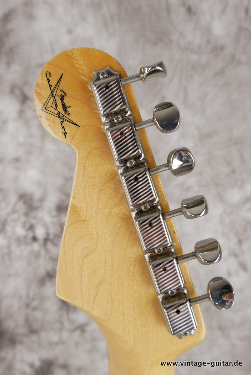 Fender_Stratocaster_56_NOS_Custom_Shop_fiesta_red_2005-010.JPG