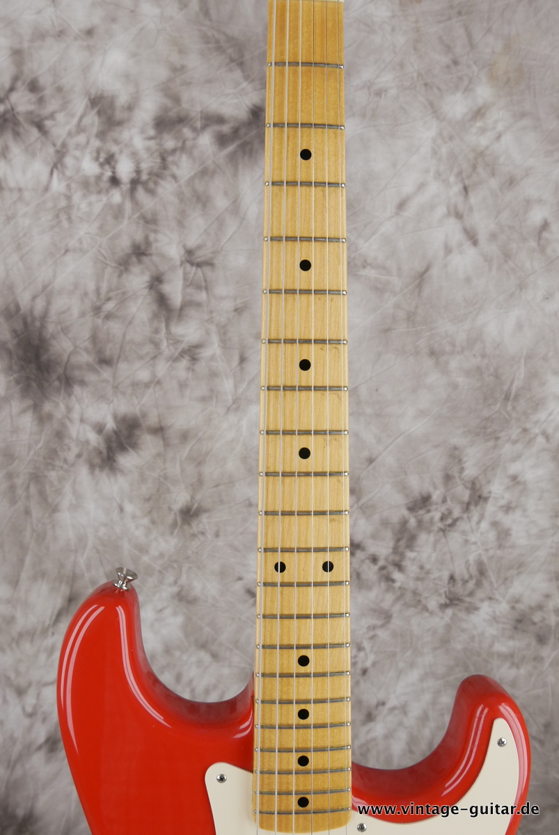 Fender_Stratocaster_56_NOS_Custom_Shop_fiesta_red_2005-011.JPG