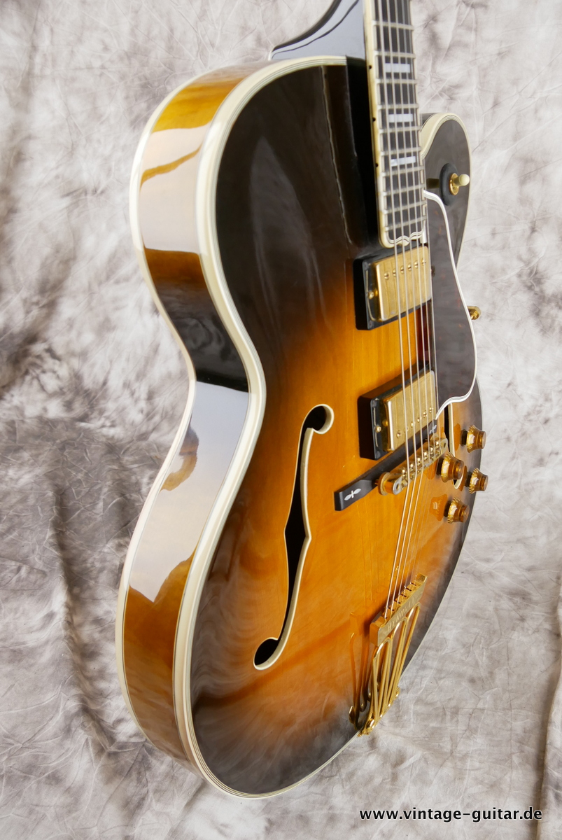 Gibson_Byrdland_Master_Model_sunburst_1990-005.JPG