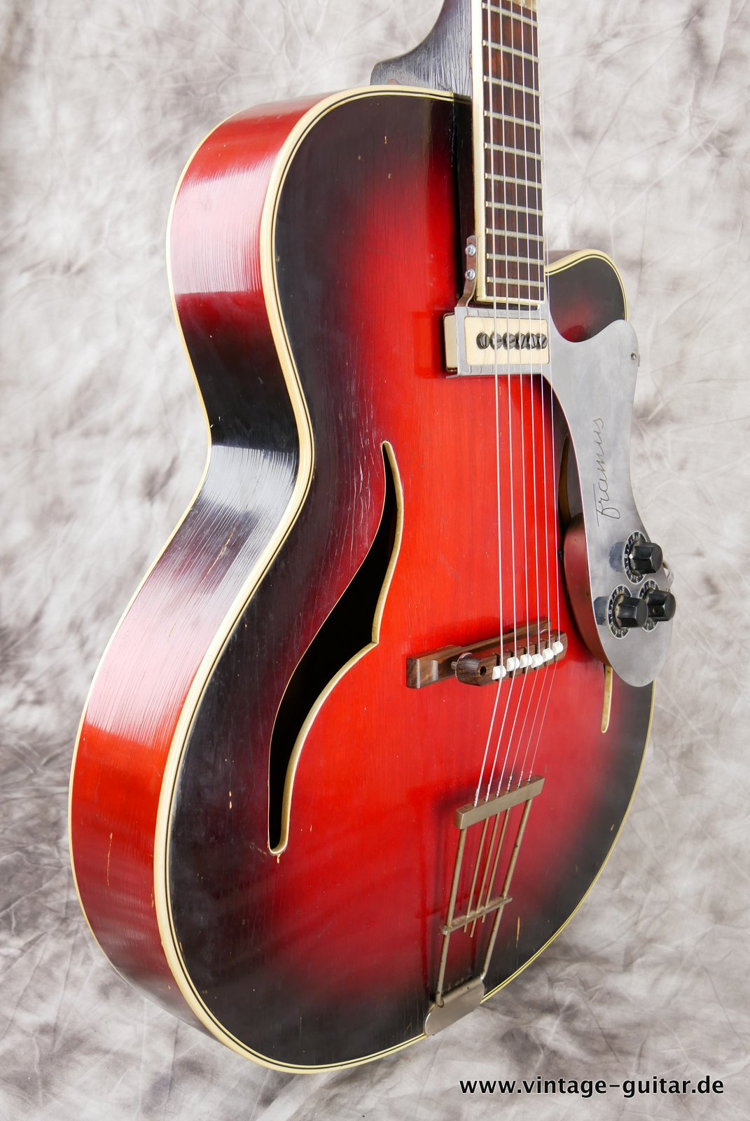 Bauer-Archtop-Guitar-Framus-Electric-1950-005.JPG