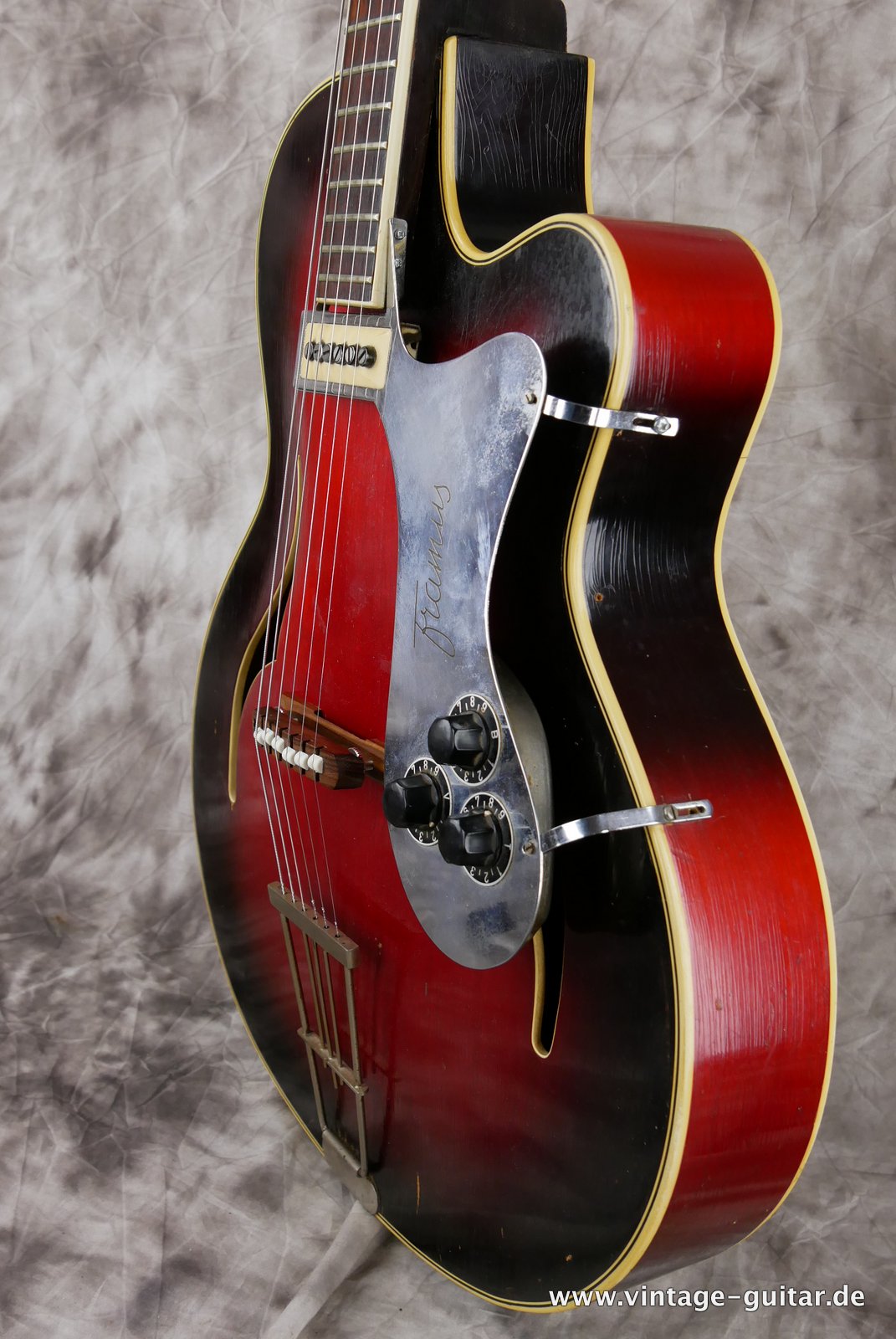 Bauer-Archtop-Guitar-Framus-Electric-1950-006.JPG