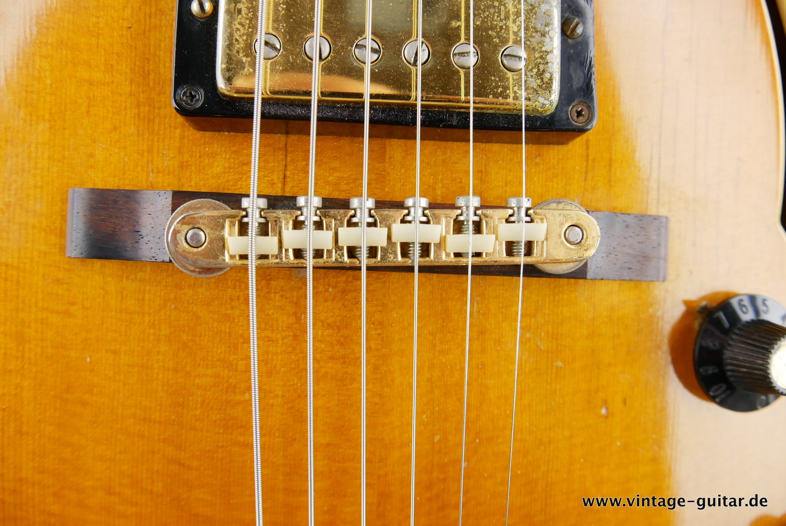Gibson_L_5_CES_Custom_sunburst_1969-013.JPG