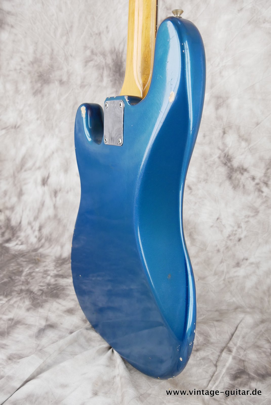 Fender-Precision-Bass-1963-lake-placid-blue-008.JPG