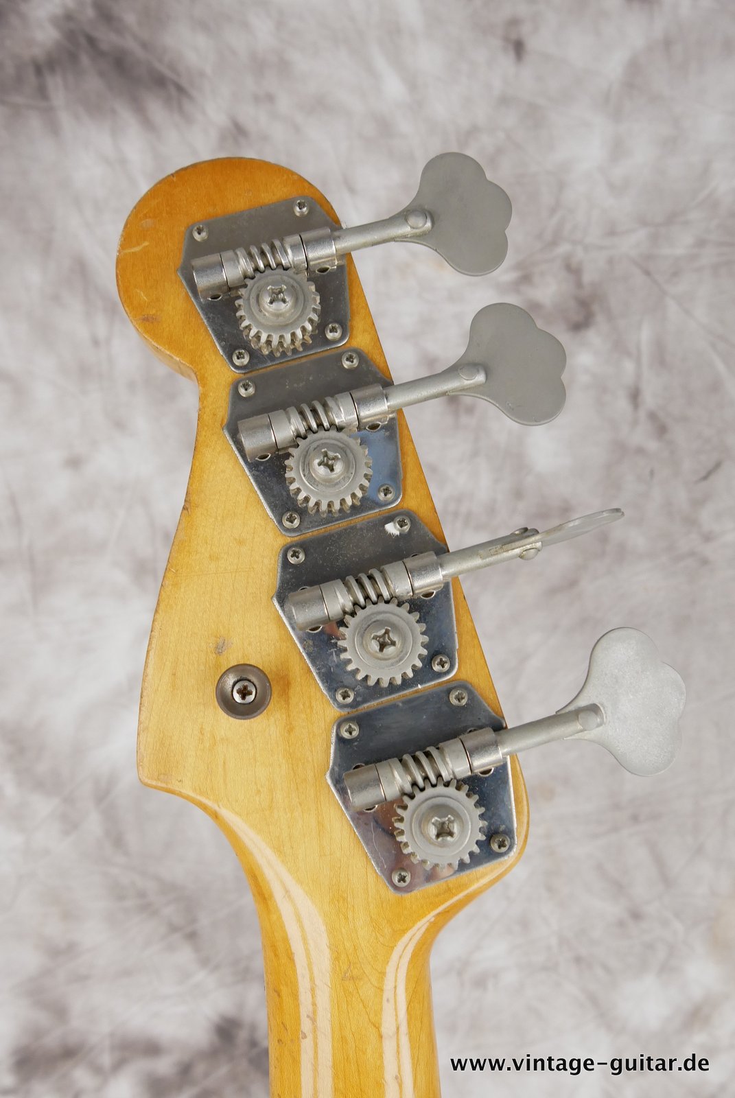 Fender-Precision-Bass-1963-lake-placid-blue-010.JPG