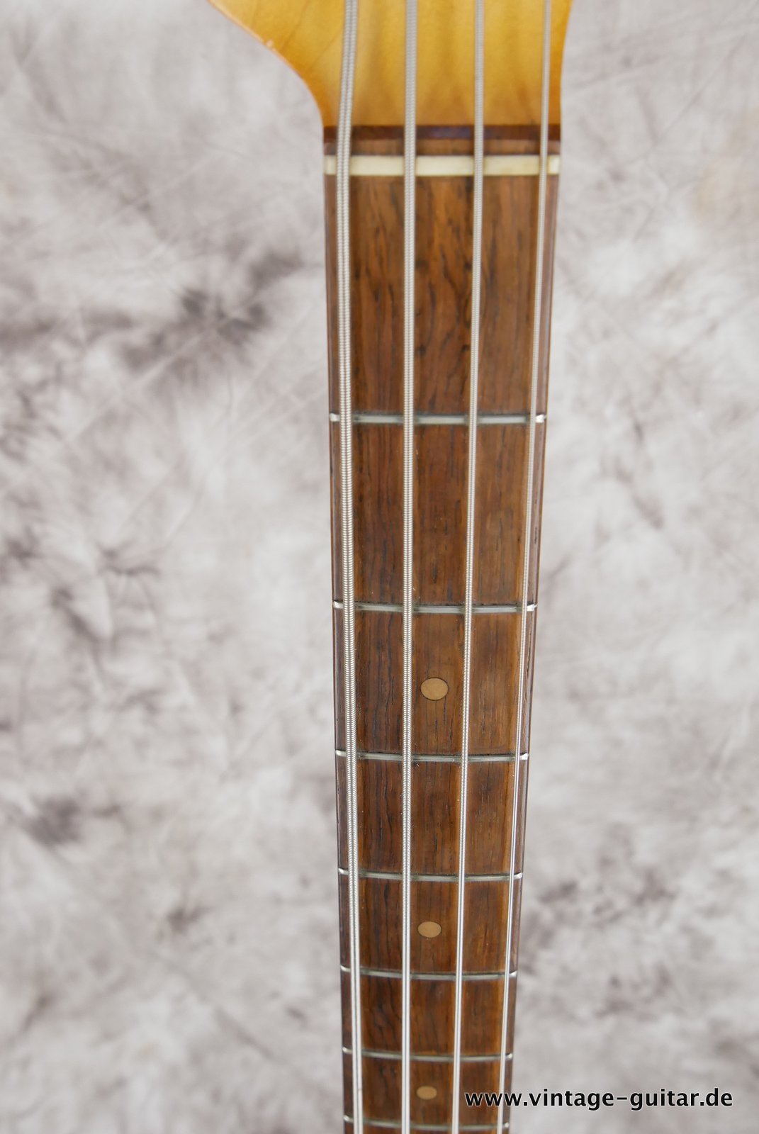 Fender-Precision-Bass-1963-lake-placid-blue-011.JPG