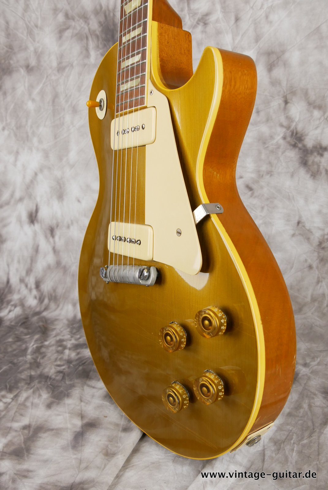 Gibson-Les-Paul-1954-goldtop-006.JPG