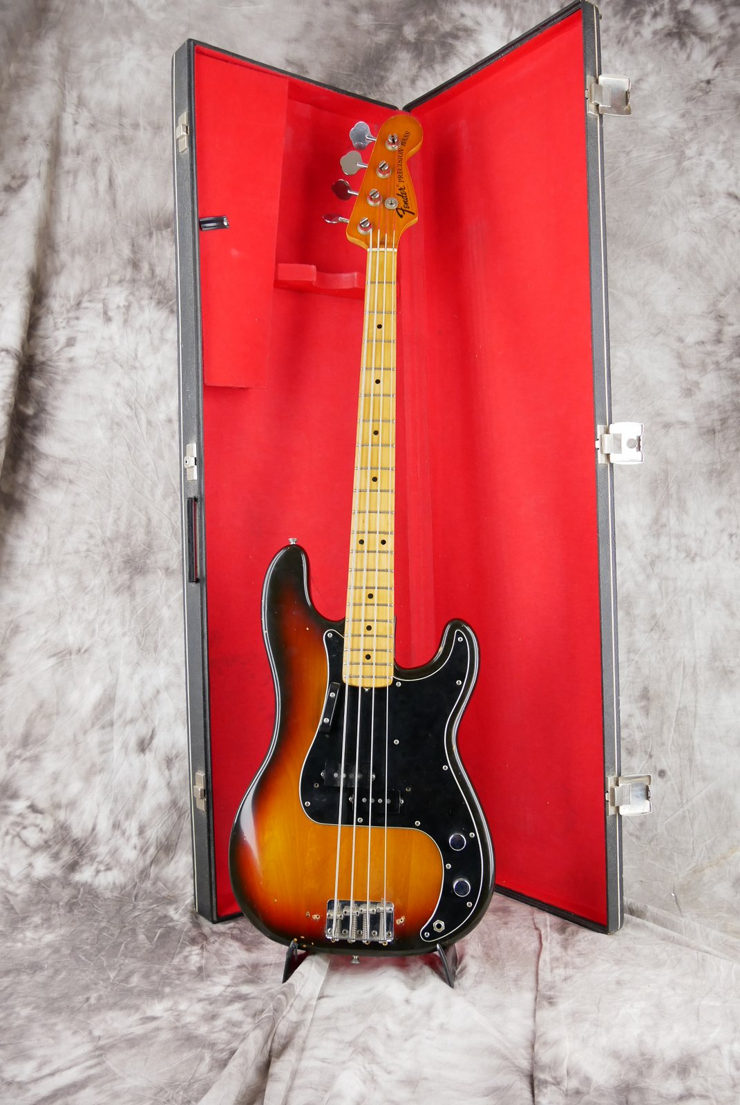 Fender-Precision-Bass-1974-sunburst-018.JPG