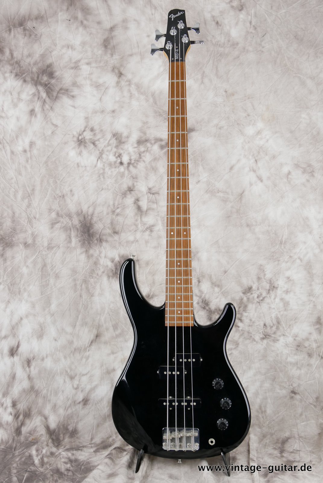 Fender-Bass-MB-4-1994-001.JPG