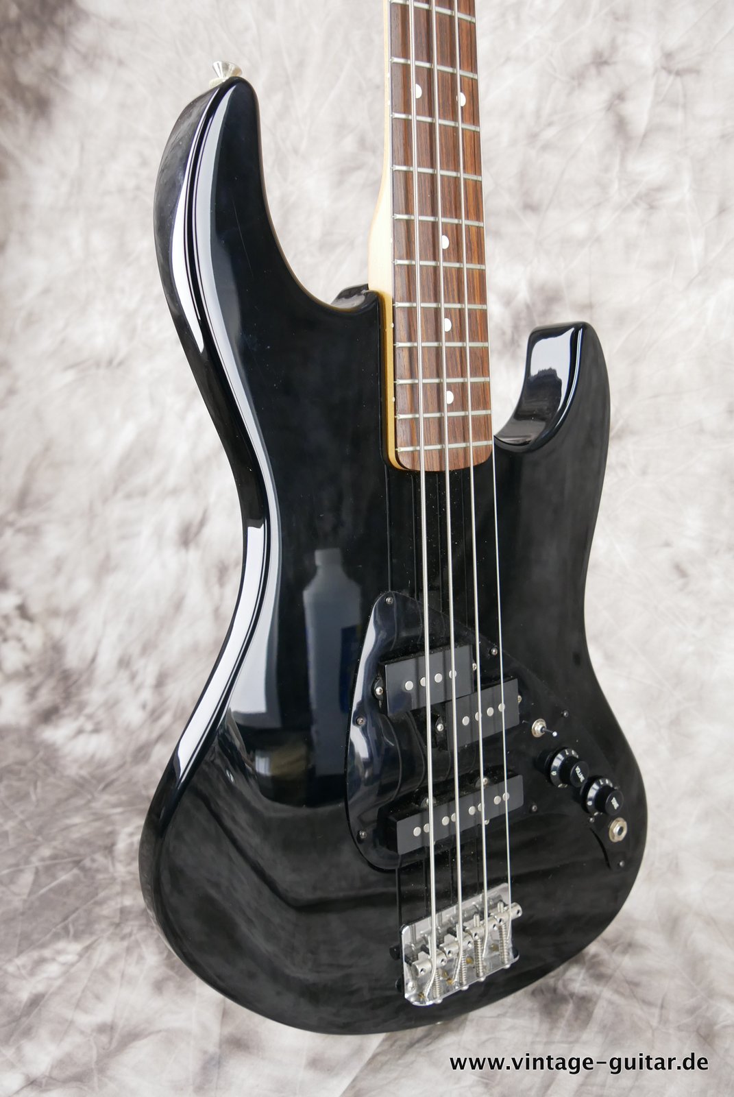 Fender-Jazz-Bass-JP90-1990-004.JPG