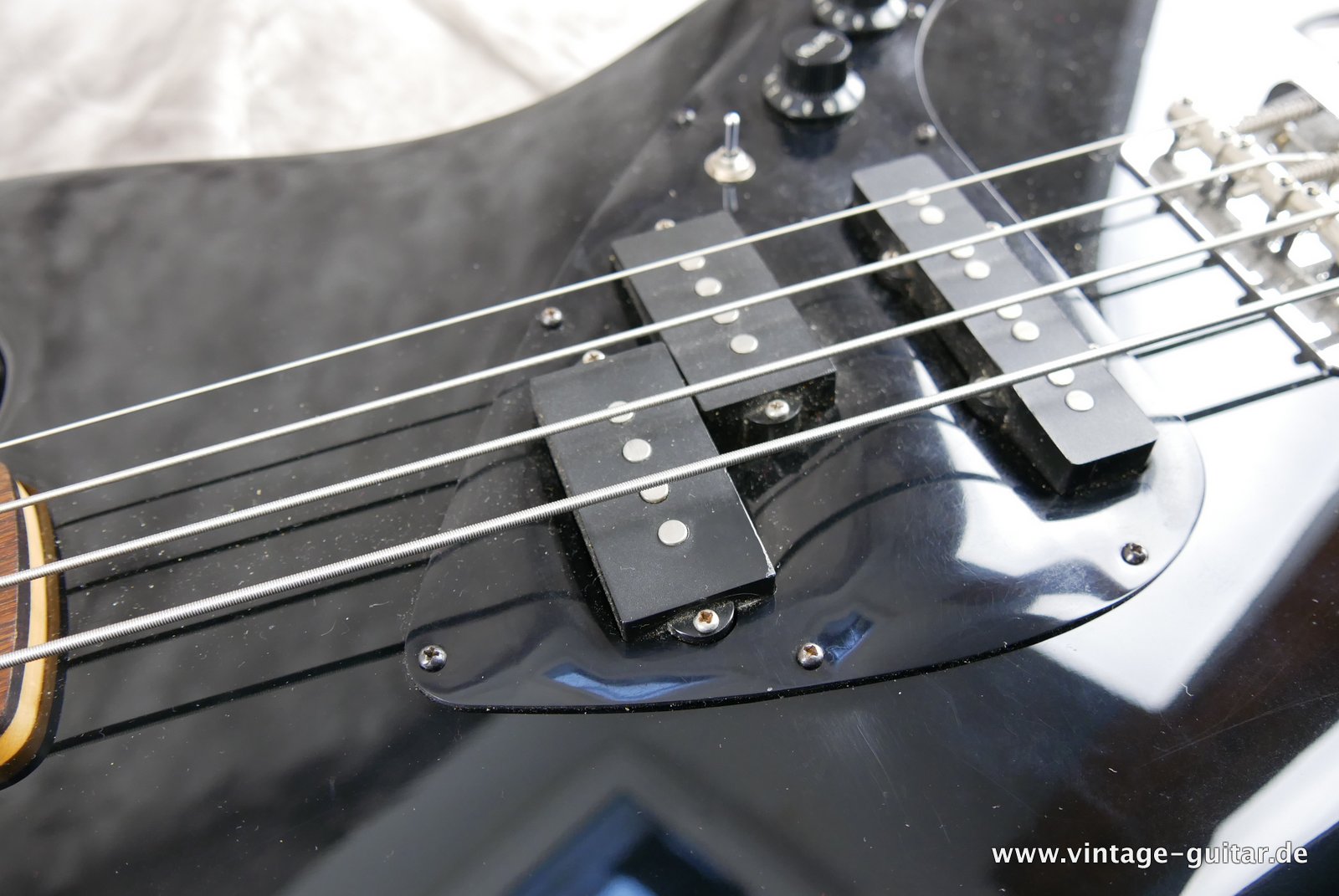Fender-Jazz-Bass-JP90-1990-015.JPG
