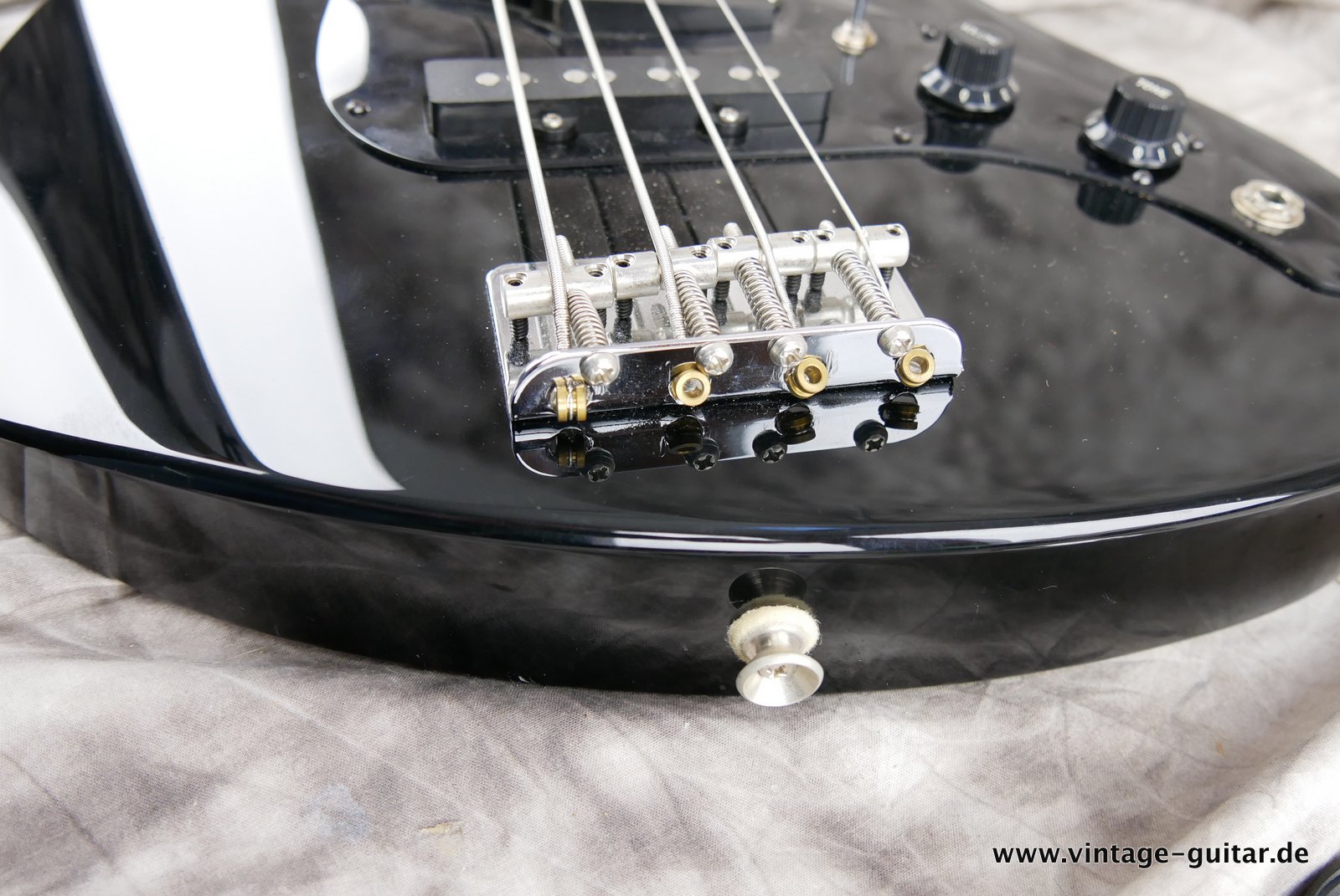 Fender-Jazz-Bass-JP90-1990-016.JPG