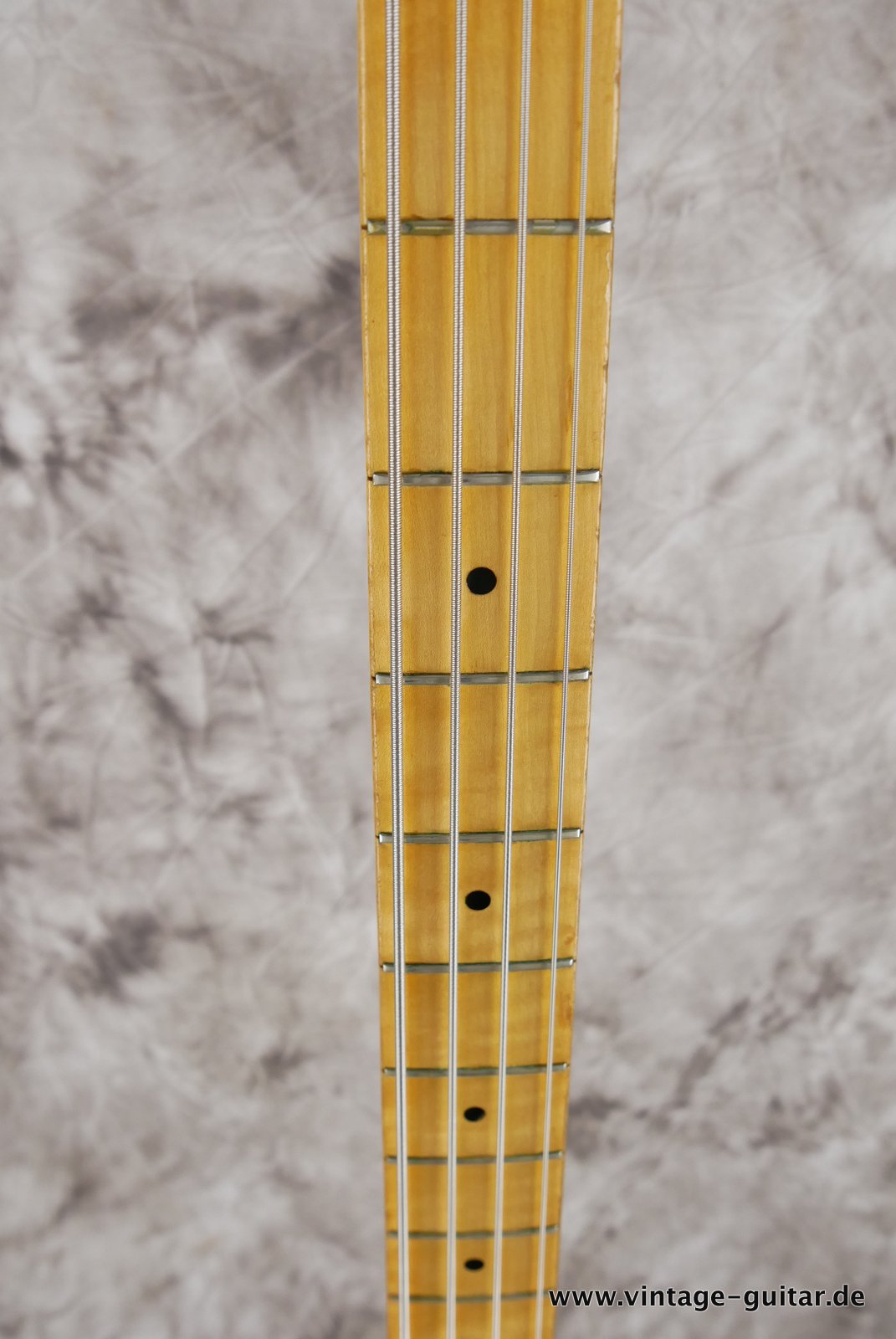 Ibanez-Model-2452-Bass-1975-011.JPG