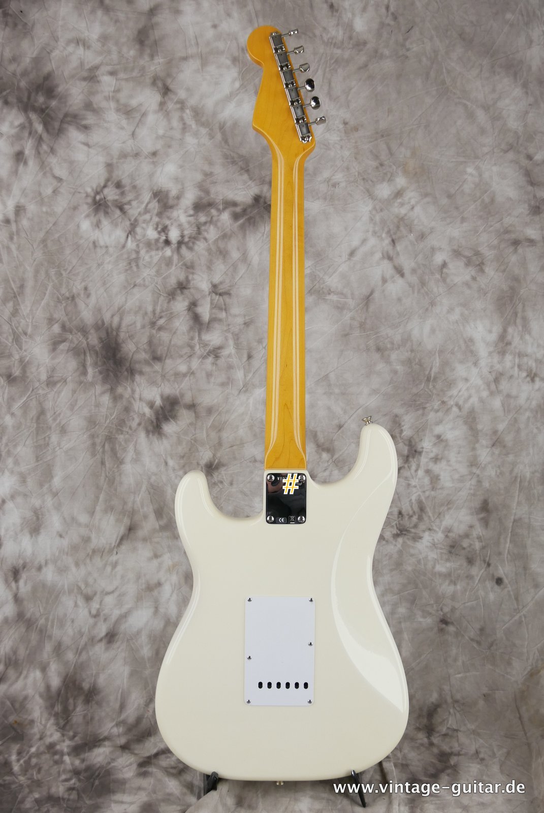 Fender-Stratocaster-1962-Reissue-AVRI-2015-003.JPG
