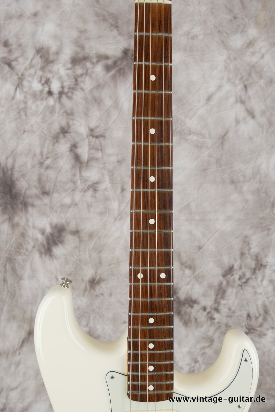 Fender-Stratocaster-1962-Reissue-AVRI-2015-011.JPG