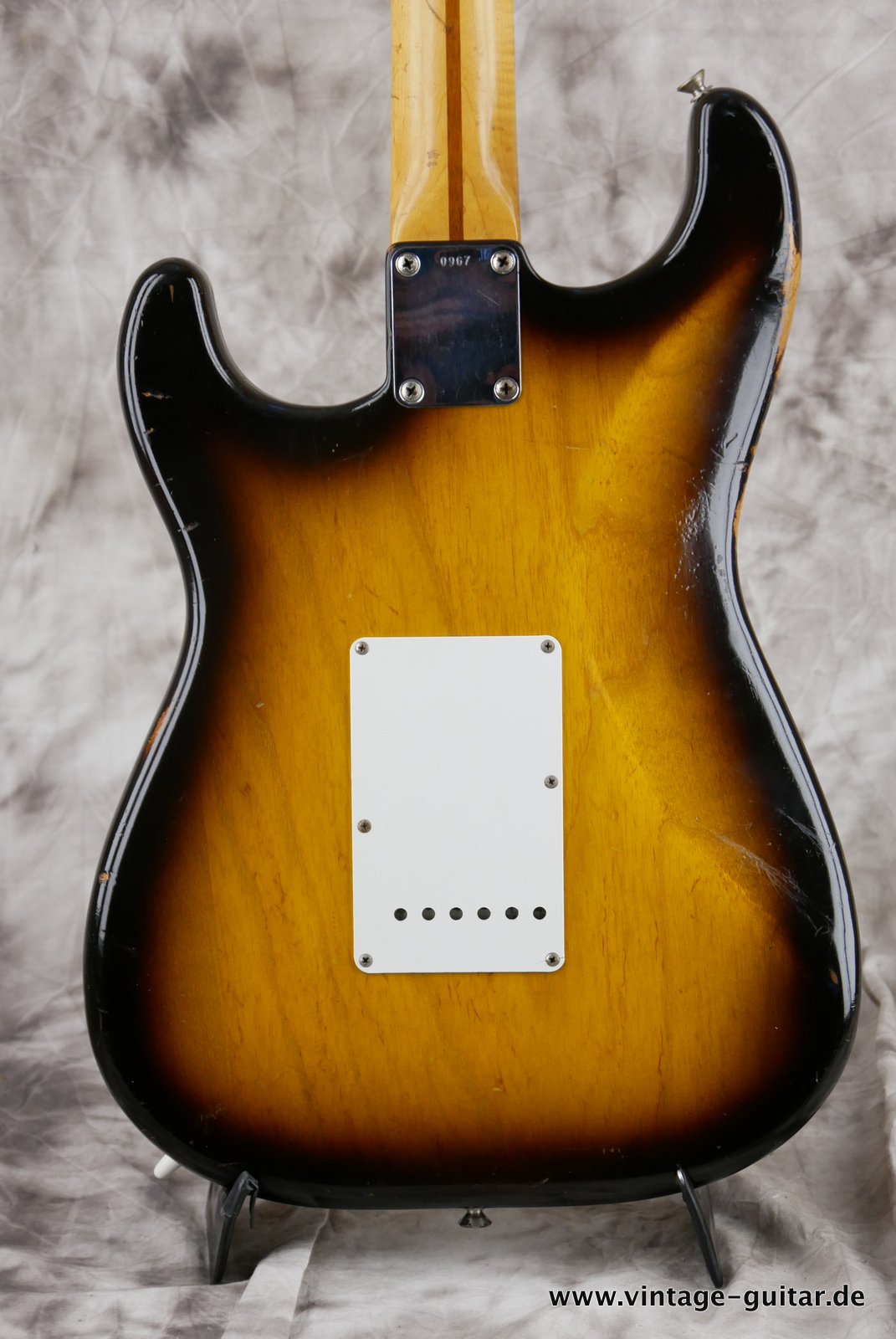 Fender-Stratocaster-1954-004.JPG