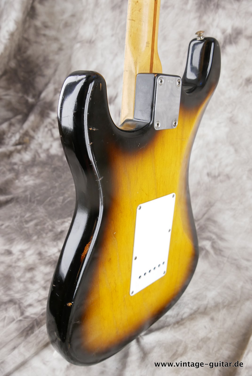 Fender-Stratocaster-1954-008.JPG