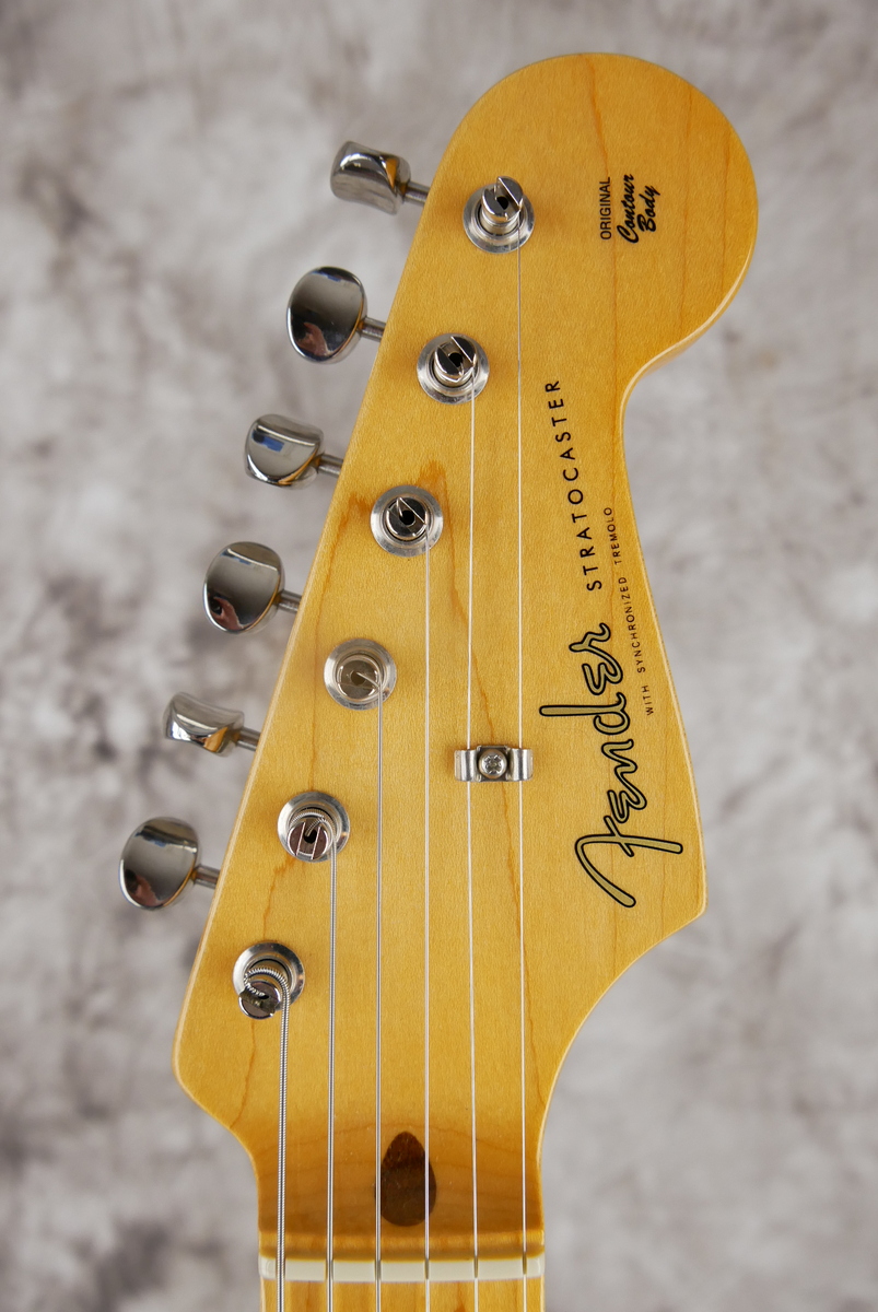 Fender_Stratocaster_57_American_vintage_reissue_sunburst_2009-009.JPG
