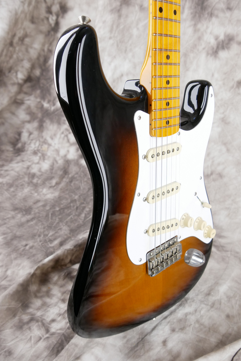 Fender_Stratocaster_57_AVRI_sunburst_2016-005.JPG