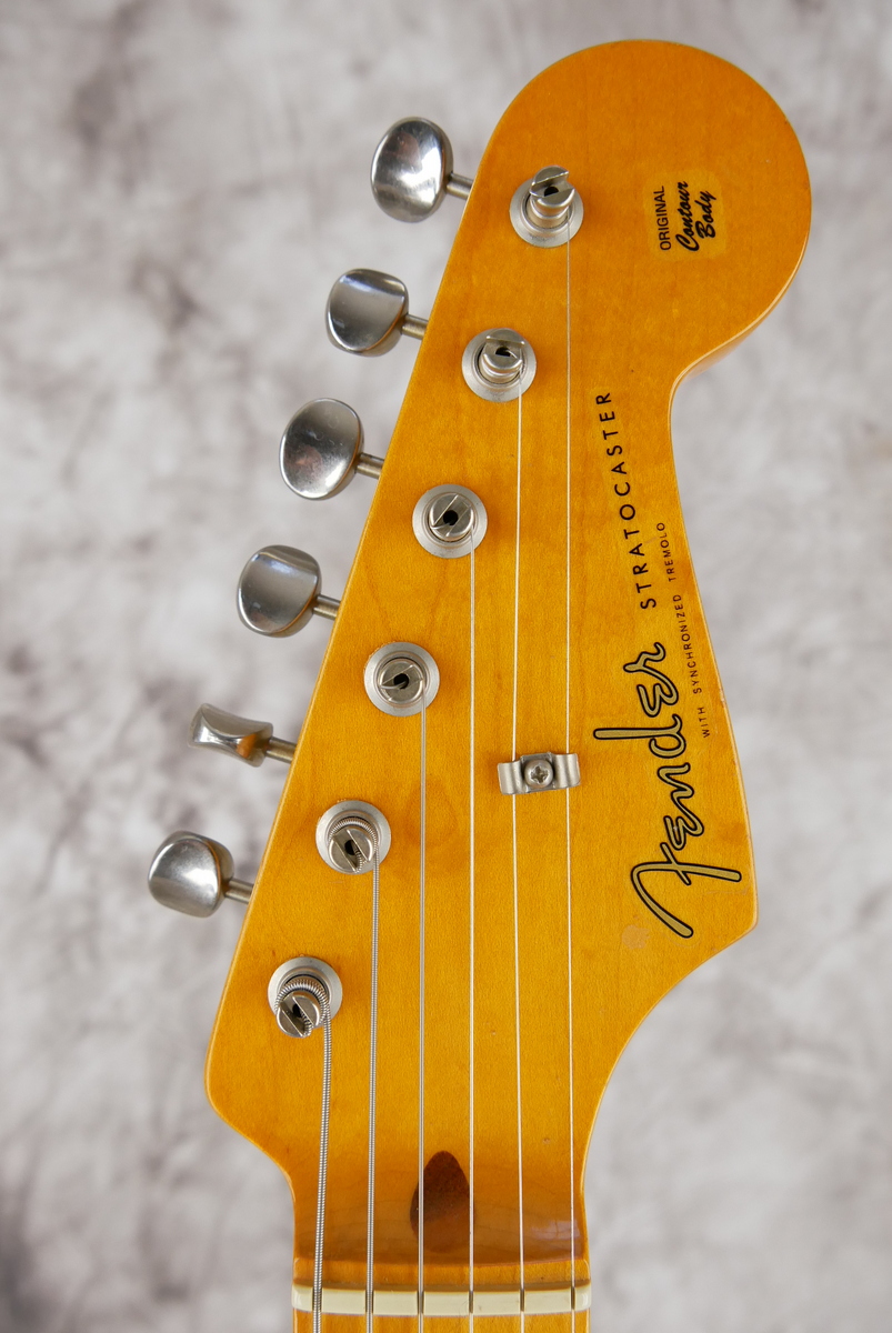 Fender_Stratocaster_57_AVRI_sunburst_2016-009.JPG
