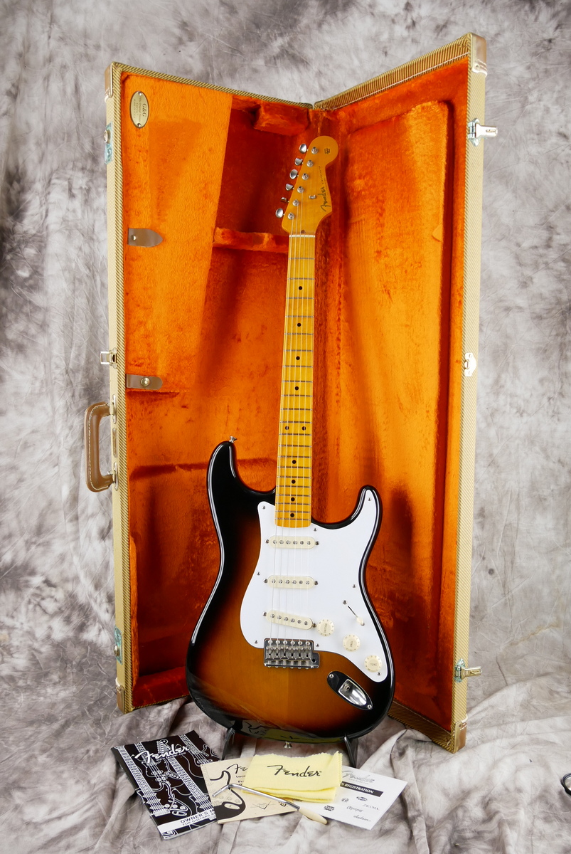 Fender_Stratocaster_57_AVRI_sunburst_2016-013.JPG