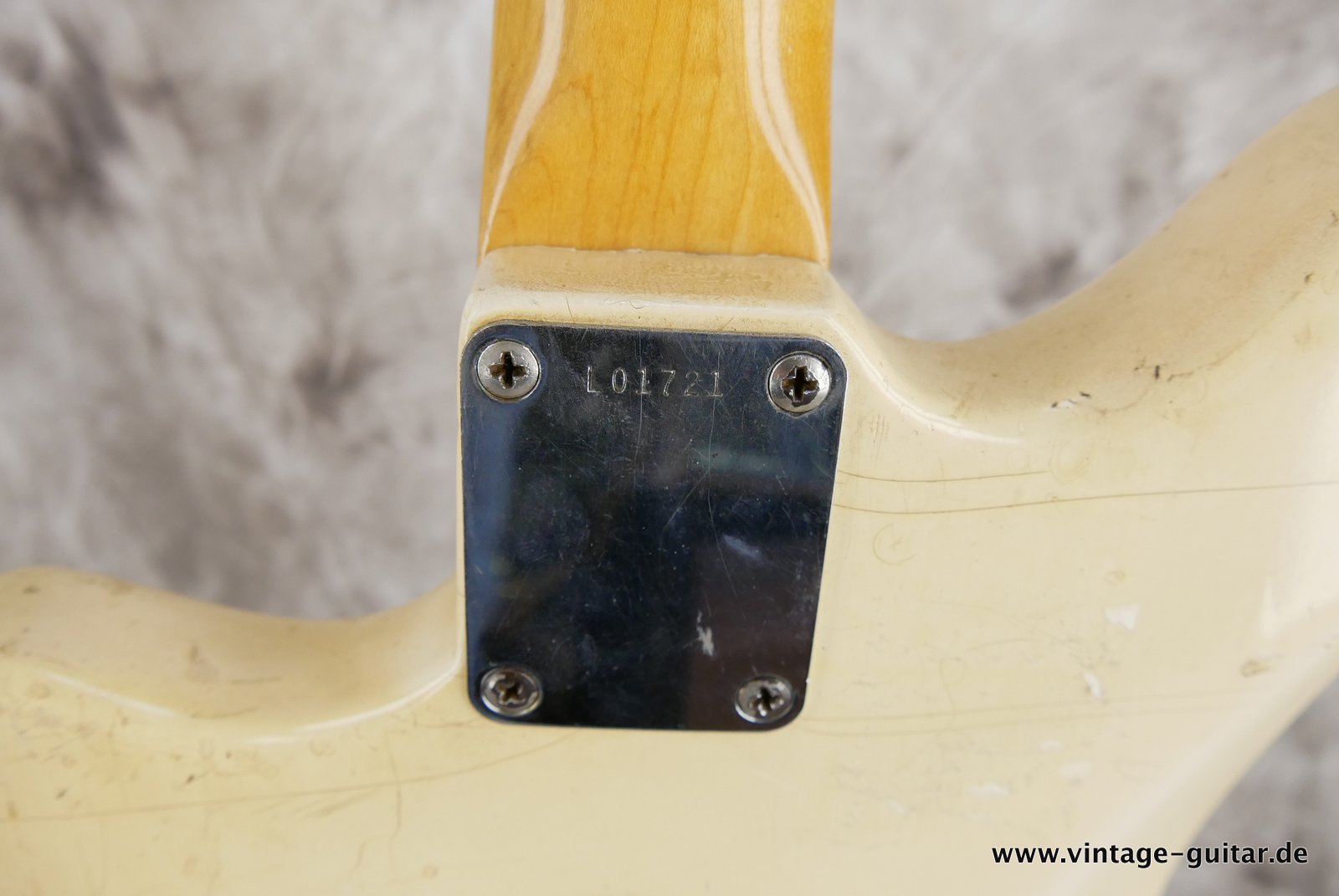 Fender-Jazzmaster-1963-olympic-white-028.JPG