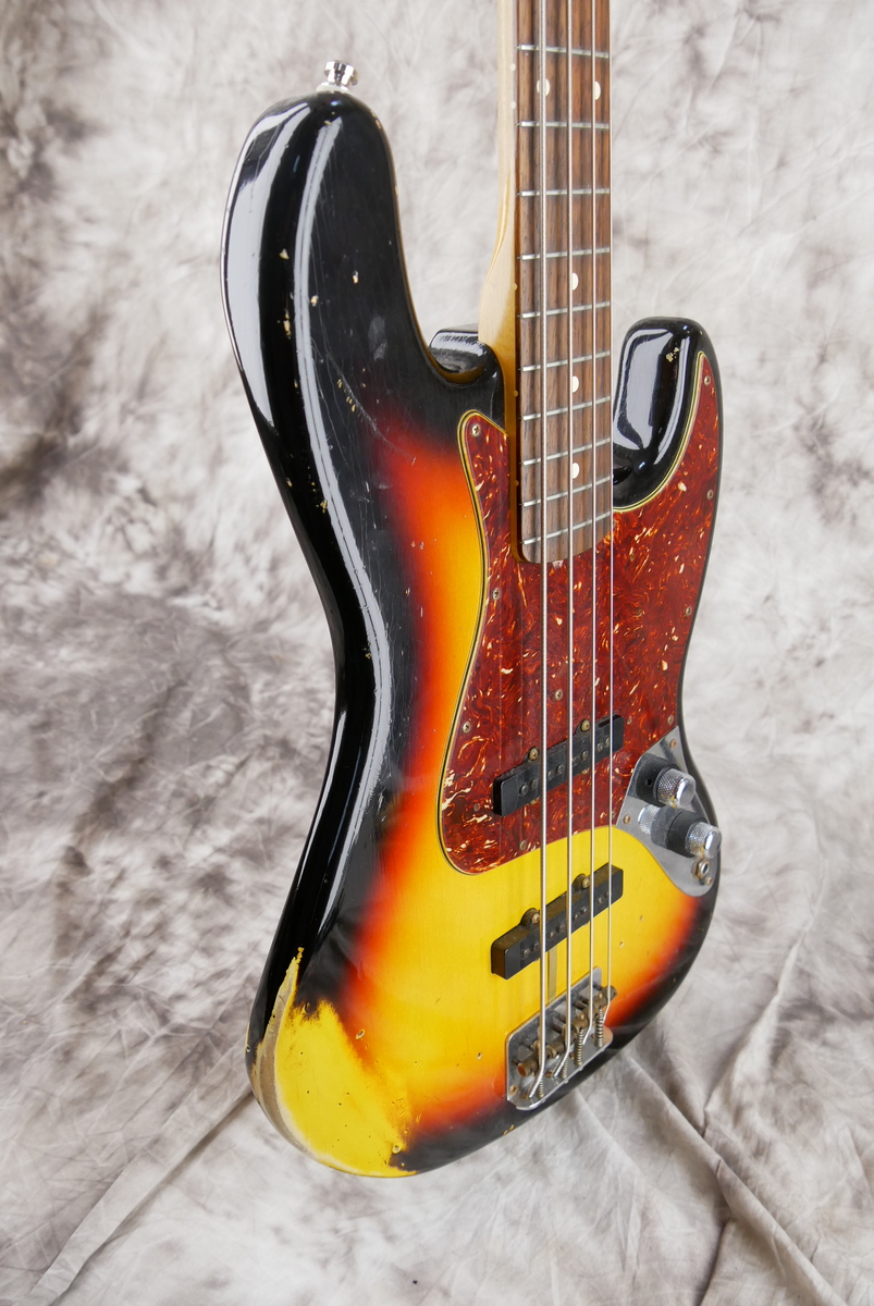 Fender_Jazz_Bass_60s_relic_custom_shop_sunburst_2016-005.JPG