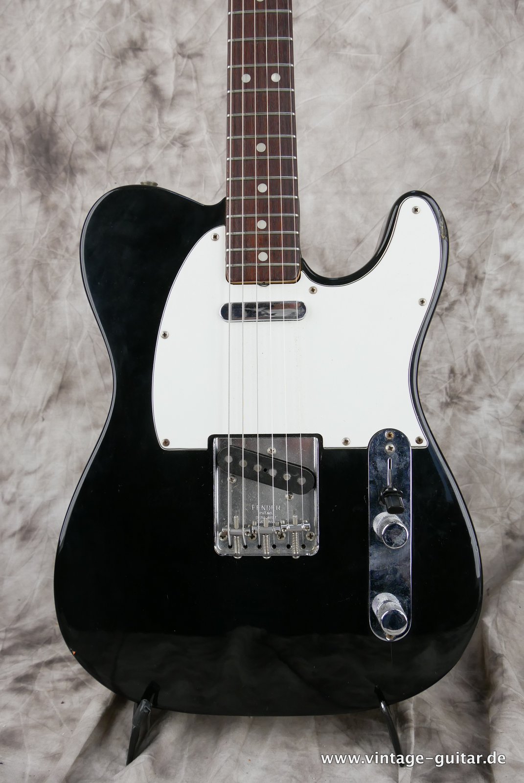 Fender-Telecaster-1972-black-over-sunburst-002.JPG
