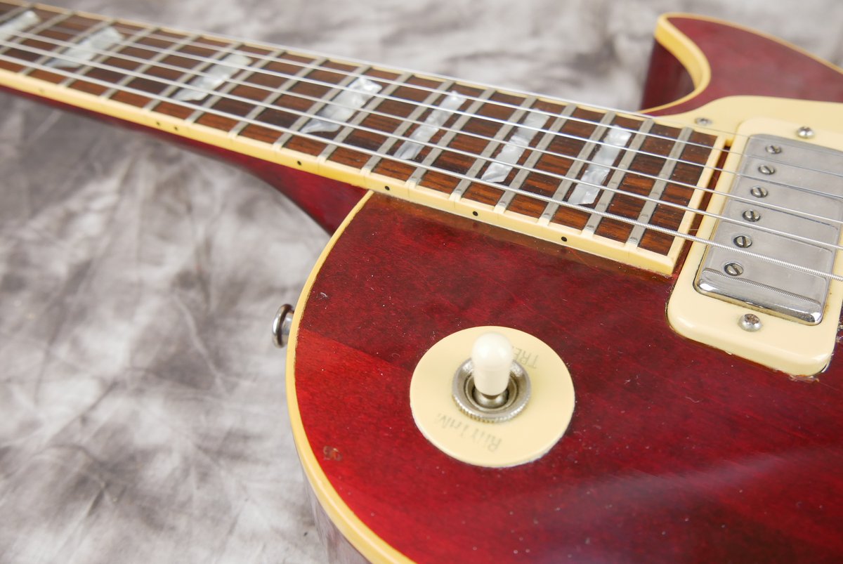 Gibson-Les-Paul-Deluxe-1980-winered-018.JPG